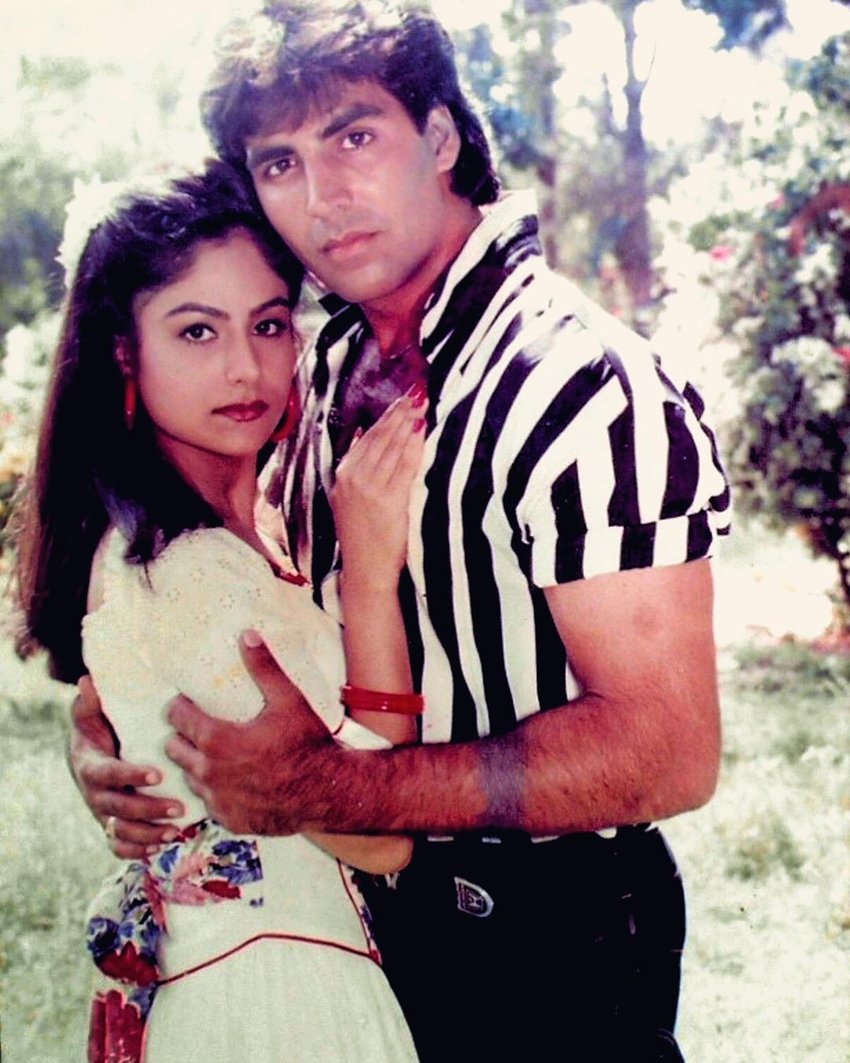 आयशा जुल्का ने 1992 में अक्षय कुमार के साथ फिल्म खिलाड़ी में काम किया था। फिल्म जबर्दस्त हिट हुई और दोनों रातों रात स्टार बन गए।