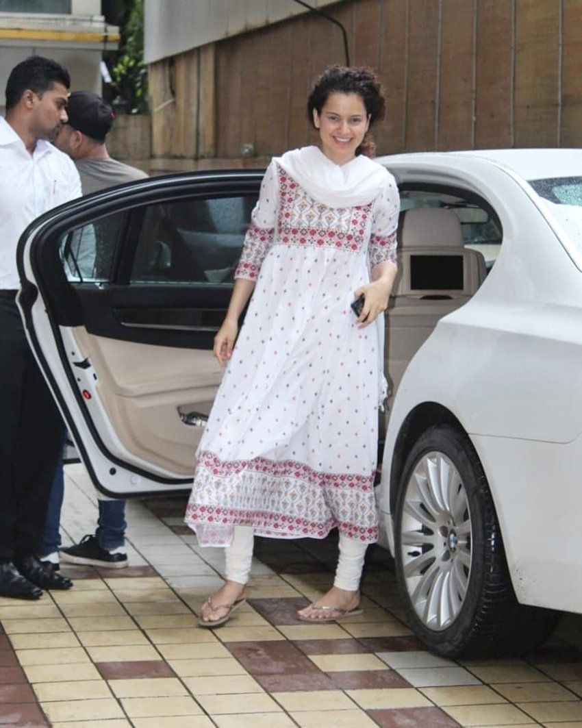 कंगना रनौत बिना मेकअप भी काफी खूबसूरत लग रही हैं।(Photo: Team Kangana Ranaut Instagram)
