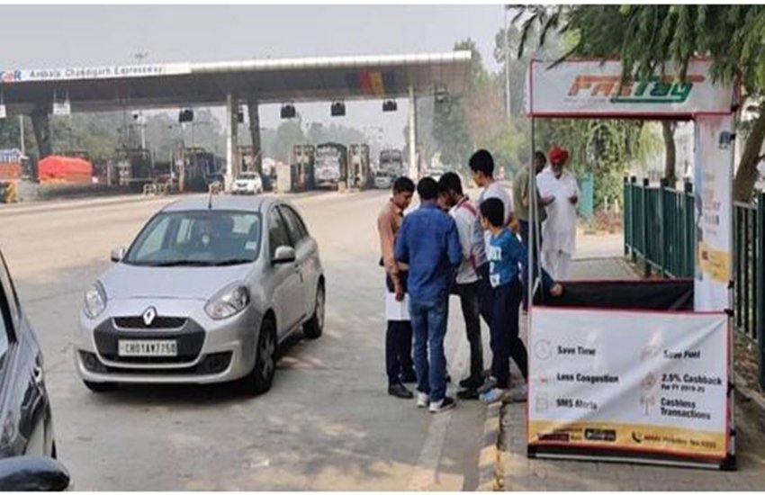 15 दिसंबर तक बढ़ी FASTag की मियाद, एक तारीख से नहीं वसूला जाएगा डबल यूजर चार्ज