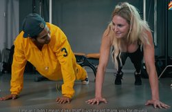 VIDEO: 10 बार की WWE चैंपियन शार्लोट फ्लेयर ने बॉलीवुड एक्टर वरुण धवन के सामने खोले दिल के राज, बताया कौन है उनका नया बॉयफ्रेंड