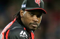 कन्फर्म टिकट होने के बावजूद क्रिस गेल को फ्लाइट में बैठने को नहीं मिला, ‘यूनिवर्स बॉस’ ने ट्वीट कर निकाली भड़ास