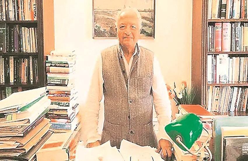 सुप्रीम कोर्ट के रिटायर्ड जस्टिस पीबी सावंत। (फोटो सोर्स: द इंडियन एक्सप्रेस) 