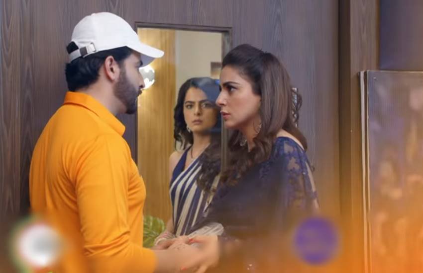 Kundali Bhagya, Kundali Bhagya 7 November Preview, Kundali Bhagya Writen Episode, Watch Kundali Bhagya Full Episode on Zee Tv, Kundali Bhagya Online Live Streaming on ZEE5, Entertainment News, Karan Preeta In Cricket Locker Room Alone, Sharlin Affect To See Karan Preeta, Prithvi entertainment News, Bollywood News, Television News