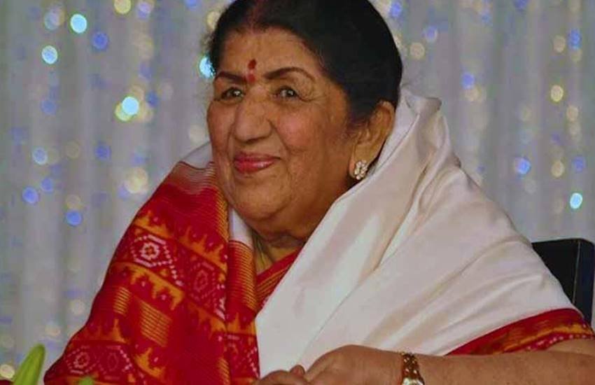 lata mangeshkar, lata mangeshkar latest news, lata mangeshkar news, lata mangeshkar health, lata mangeshkar health news, lata mangeshkar latest news today, lata mangeshkar news, lata mangeshkar health, CM Uddhav Thackeray Visit lata mangeshkar, Lata Didi health news, Lata Mangeshkar Health Latest News Update, CM Uddhav Thackeray visits Lata Didi in Mumbai hospital, lata mangeshkar latest news today, lata mangeshkar mumbai, lata mangeshkar mumbai hospital, lata mangeshkar today news