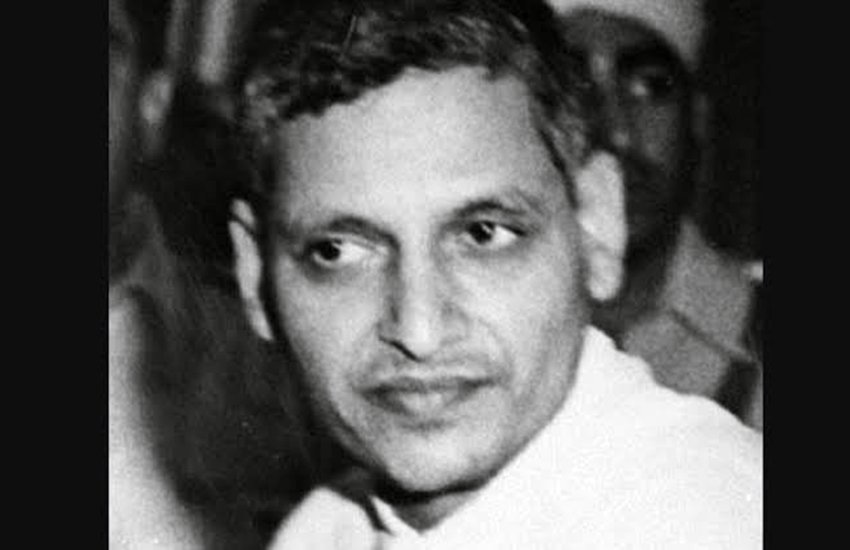 नाथूराम गोडसे को गांधी जी की हत्या के जुर्म में हुई थी फांसी। फोटो सोर्स: इंडियन एक्सप्रेस