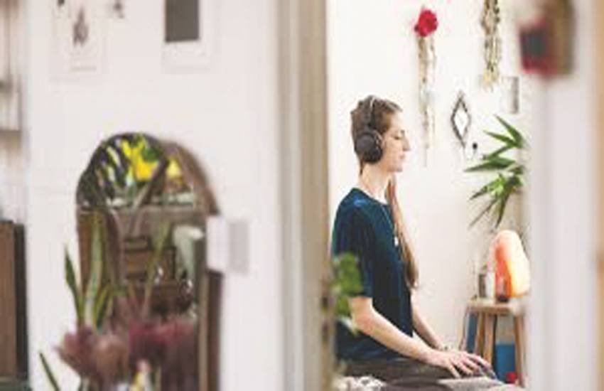 आधी दुनिया: सौंदर्य उद्योग और स्त्रियां