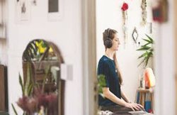 आधी दुनिया: सौंदर्य उद्योग और स्त्रियां