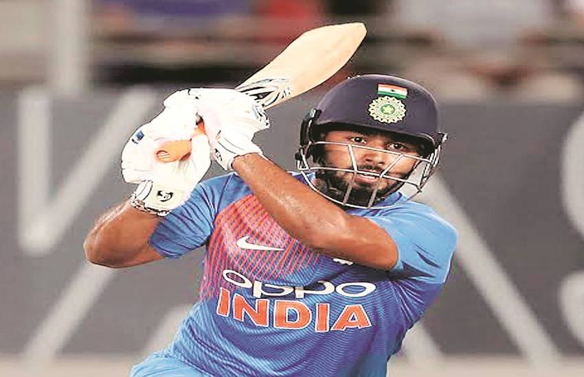 पंत में महान विकेटकीपर बनने के गुण हैं। उन पर भरोसा जताना सही है। 