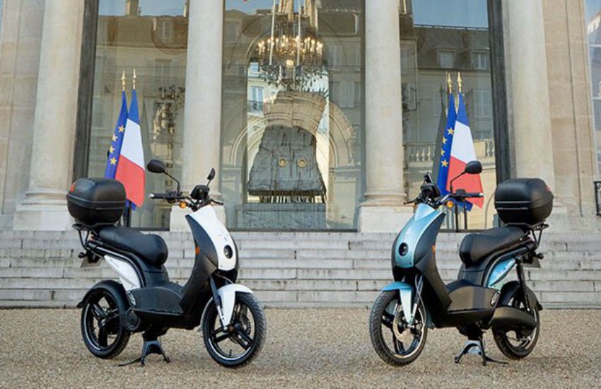 Peugeot E-Ludix electric scooter, Peugeot E-Ludix joined French President's convoy , electric scooter in French President's convoy, French President's convoy scooter list, Mahindra's electric scooter joind French President's convoy