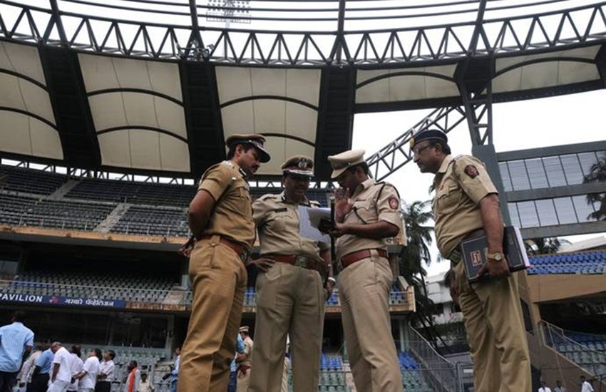 इस तस्वीर को प्रतीकात्मक रूप में इस्तेमाल किया गया है। 