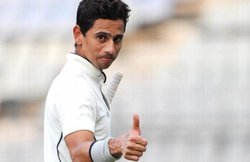 सैयद मुश्ताक अली ट्रॉफी : सिद्धेश लाड ने 13 रन पर झटके 5 विकेट, मुंबई ने 10 विकेट से जीता मैच