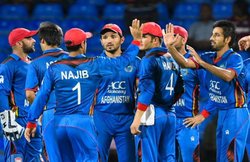 Afghanistan vs West Indies 2nd T20: 11 रन देकर करीम जनात ने झटका 5 विकेट, विंडीज को हराकर अफगानिस्‍तान ने सीरीज बनाया रोमांचक
