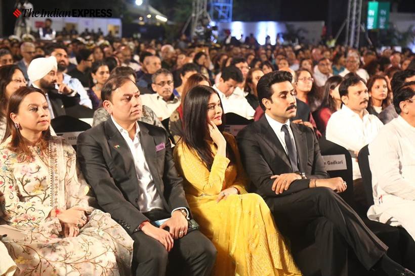 कार्यक्रम में ऐश्वर्या राय और अभिषेक बच्चन भी मौजूद रहे। (Express Photo by Nirmal Harindran)