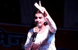 Akshara Singh ने पवन सिंह का गाया ये गाना, लोग बोले- मजे लेकर उनको…