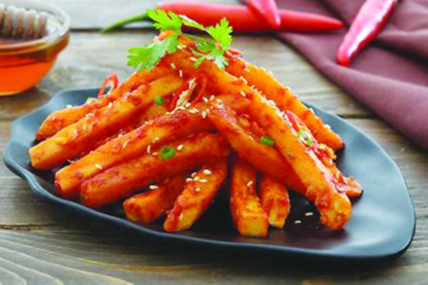 सर्दी में आलू के व्यंजन बहुत भाते हैं। 