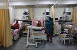 Ayushman Card देख अस्पताल में नहीं किया भर्ती, मरीज लेकर दर-दर भटकते रहे परिजन