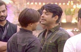 Bigg Boss, Bigg Boss13, Asim Riaz Brother Umar Riaz In Bigg Boss, Asim Riaz Brother Umar Riaz Answered Salman Khan, Bigg Boss 13 And Salman Khan, Contestants Relatives Friends Reach On The Set, Sidharth Shukla And Asim Riaz Relatives In The Show, Riaz Brother Umar Riaz In Weekend Ka Vaar, Weekend Ka Vaar Today Episode, entertainment,bollywood,