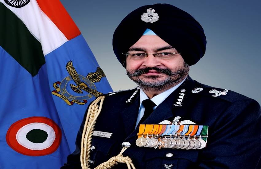 पूर्व वायुसेना प्रमुख बी एस धनोआ पूर्व वायुसेना प्रमुख बी एस धनोआ