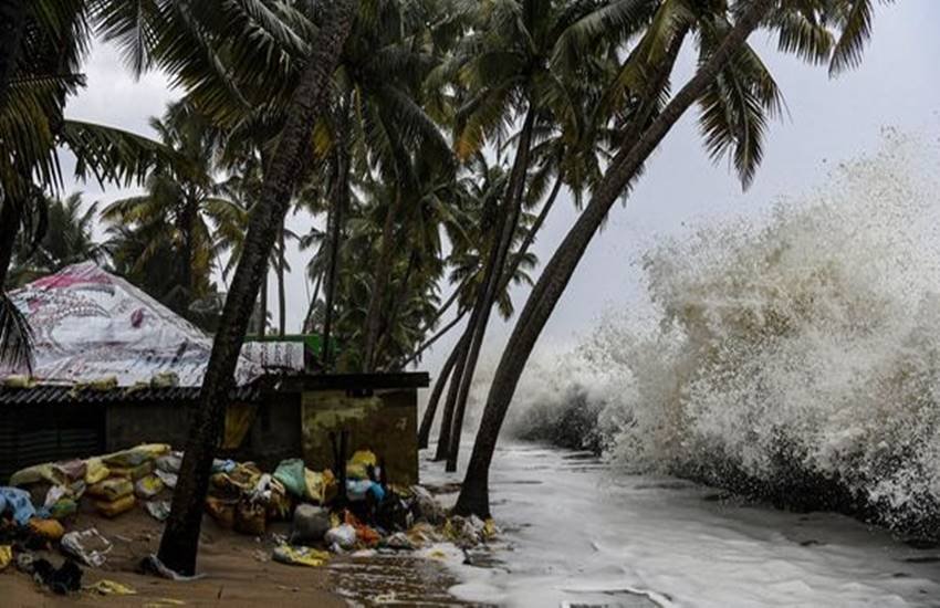 weather forecast today, weather today, cyclone maha, cyclonic storm maha, today weather, weather news, weather update india weather, Chennei Rain, Kerala rain, Kerala flood, Delhi rain, UP weather, NCR weather, mumbai rains, mumbai rains today, NCR, monsoon news today, temperature, temperature today, weather report, weather warning, weather report today, weather forecast, tempertaure today, monsoon, monsoon today, weather forecast today, weather forecast report, weather forecast today in delhi, delhi weather, noida weather, weather today in lucknow,