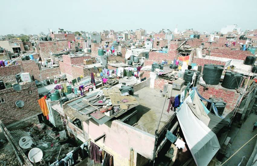 अब तक इन कॉलोनियों को कांग्रेस के बड़े वोट बैंक के तौर पर जाना था।