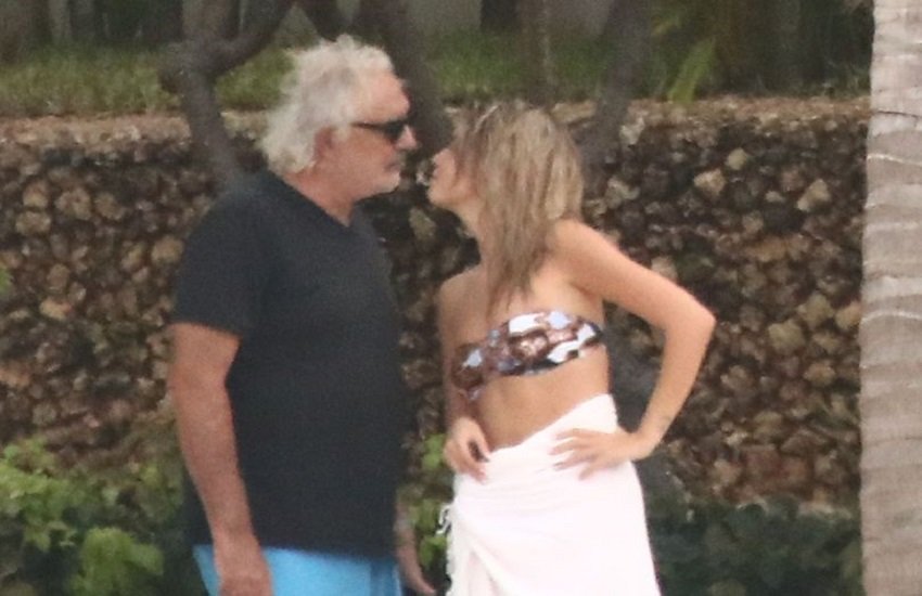 Flavio Briatore अपनी नई गर्लफ्रेंड के साथ (फोटो सोर्स-mega agency)