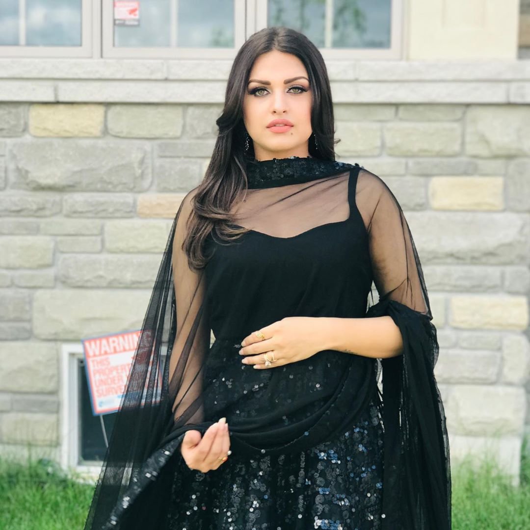 himanshi khurana, himanshi khurana high standard, himanshi khurana and shehnaz fight, himanshi khurana boyfriend, himanshi khurana instagram, himanshi khurana i like it, himanshi khurana movies, himanshi khurana songs, himanshi khurana affairs, himanshi khurana hot pics, himanshi khurana family, himashi khuaran, bigg boss 13, himasnhi khurana in bigg boss, salman khan