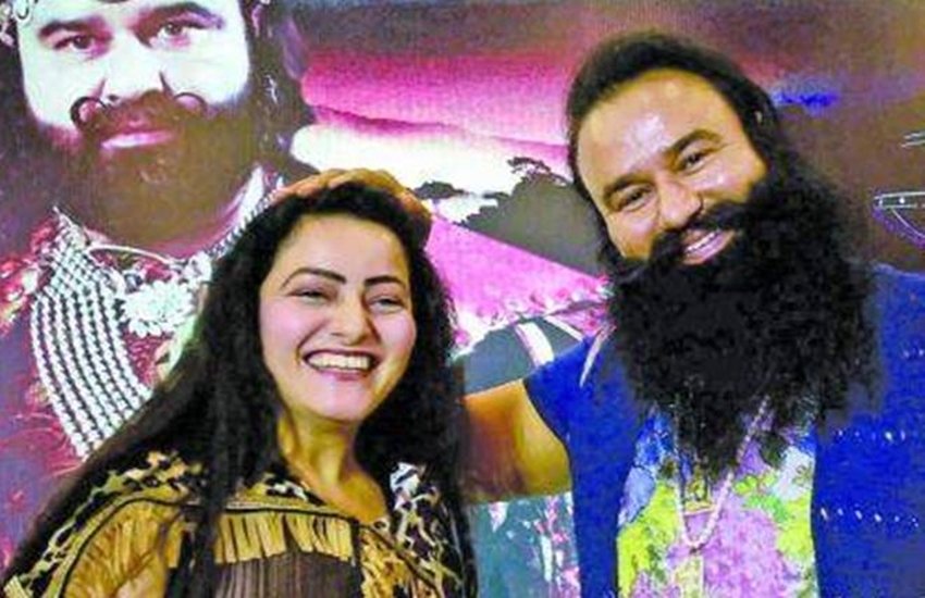 गुरमीत सिंह राम रहीम और उसकी मुंह बोली बेटी हनीप्रित इंशां। (फाइल फोटो)