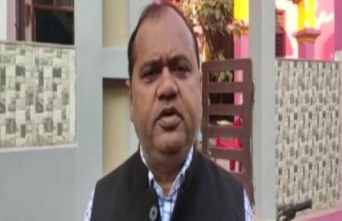 ग्राम पंचायत सचिव के ठिकानों पर छापा, 2 करोड़ से ज्यादा की संपत्ति जब्त