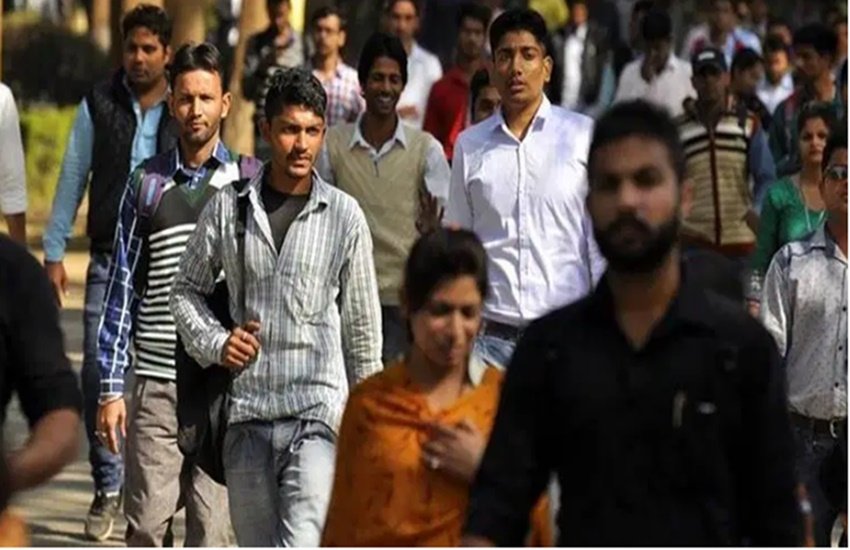 10 हजार डाटा एंट्री ऑपरेटर के पद पर नियुक्ति के लिए आवेदन मांगे गए थे। प्रतीकात्मक तस्वीर। 