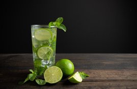 Lemon water, Lemon water benefits, Benefits of Lemon Water, lemon water benefits in morning, lemon water benefits in hindi, lemon water benefits for skin, lemon water benefits for weight loss, lemon water benefits for heart, lemon water benefits for liver, lemon water in morning, lemon water benefits, lemon water after lunch, lemon water calories, lemon water at night
