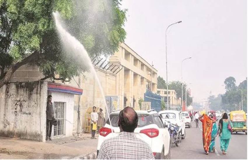 Noida air quality, Noida pollution, Ghaziabad pollution, UP cities pollution, CM yogi, Yogi Aditya Nath, agriculture department, air quality index, air pollution, Hapur, Bulandshahr, Varanasi, CPCB, Central Pollution Control Board’s bulletin