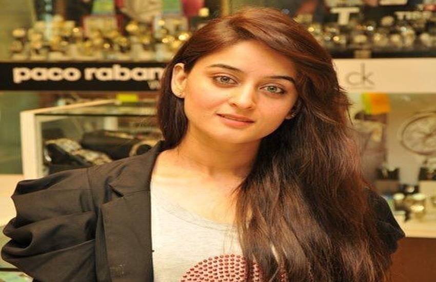 bigg boss 13, mahhi vij, jay bhanushali, salman khan, devoleena, asim riyaz, रश्मि देसाई, देवोलीना, बिग बॉस 13, सलमान खान, माही विज, सिद्धार्थ शुक्ला