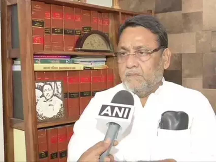 राकांपा के मुख्य प्रवक्ता नवाब मलिक 