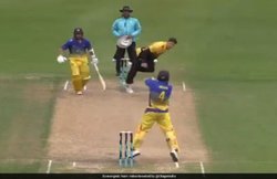 VIDEO: न्यूजीलैंड के नील ब्रूम ने खेला ऐसा ‘अजीब’ शॉट, देखकर हर कोई रह गया हैरान