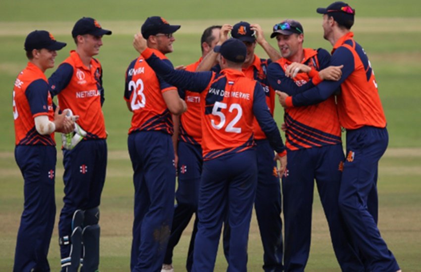 नीदरलैंड की टीम।