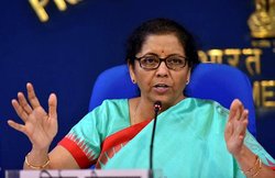 7th Pay Commission: वित्त मंत्री ने मजदूर संगठनों की बात मानी तो 21,000 रुपये हो जाएगी मिनिमम सैलरी, पेंशन भी 6000