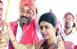 महिला CO को धमकी: CM योगी ने मंत्री स्वाती सिंह को किया तलब, 24 घंटे के अंदर DGP से मांगी रिपोर्ट