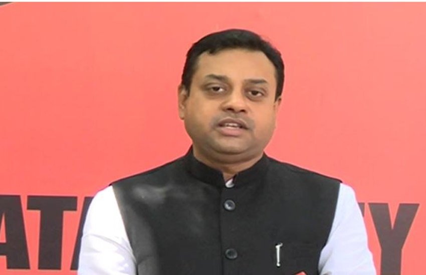 संबित पात्रा के ट्वीट पर कई लोगों ने अपनी प्रतिक्रिया दी है। 