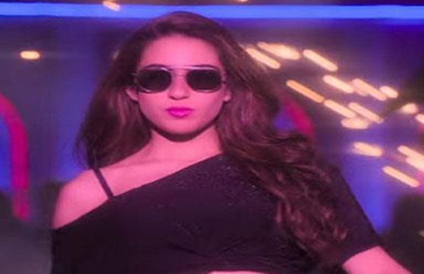 sara ali khan,sara ali khan age, sara ali khan height, sara ali khan image, sara ali khan movie, sara ali khan father, sara ali kha instagram, sara ali khan education, sara ali khan