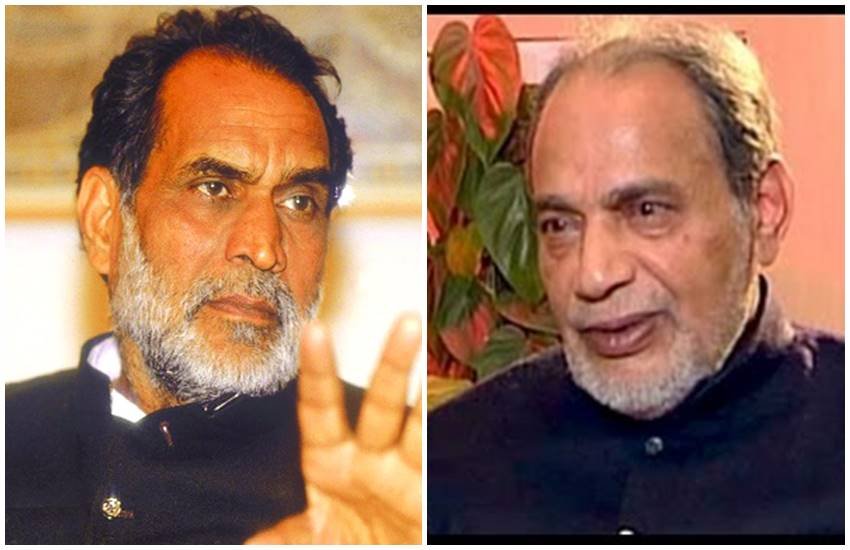 WhatsApp snooping, WhatsApp snooping case, snooping case WhatsApp, WhatsApp snoop, phone tapping, karnataka, Ramakrishna Hegde, former PM chandra Shekher, Rajiv Gandhi, Haryana CID, karnataka CM, india news, Hindi news, news in Hindi, latest news, today news in Hindi