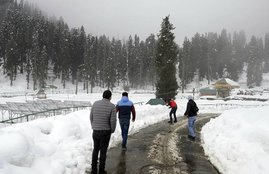 weather, weather forecast today, weather today, today weather, snowfall, Himachal, Himachal pradesh, Shimla, Punjab Haryana, Utter Pradesh Delhi NCR, Delhi pollution, Delhi air quality index, Delhi AQI, AQI in delhi, Haryana, Punjab, Gujarat, Kerala weather, tamilnadu weather, karnataka, karnataka weather, karnataka weather today