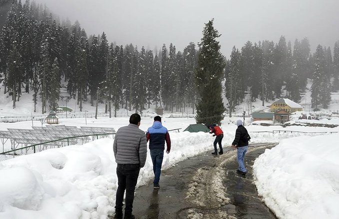 अगले 24 घंटों में उत्तर भारत के कई राज्यों में हो सकती है तेज बारिश और बर्फबारी, कश्मीर- हिमाचल में अलर्ट जारी