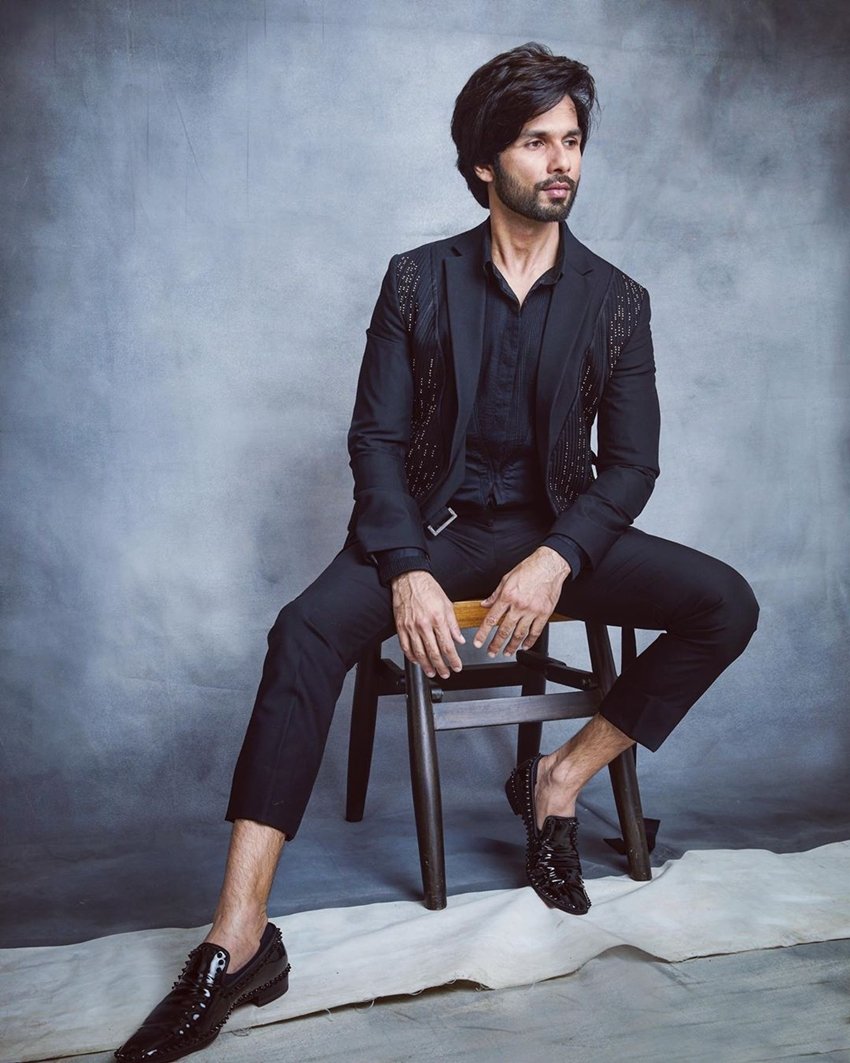 शाहिद कपूर इस लिस्ट में दूसरे पायदान पर हैं।(Photo: Shahid Kapoor Instagram)