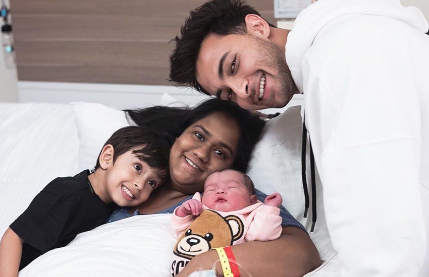 बता दें कि आयुष और अर्पिता का पहले से एक बेटा है जिनका नाम आहिल है।