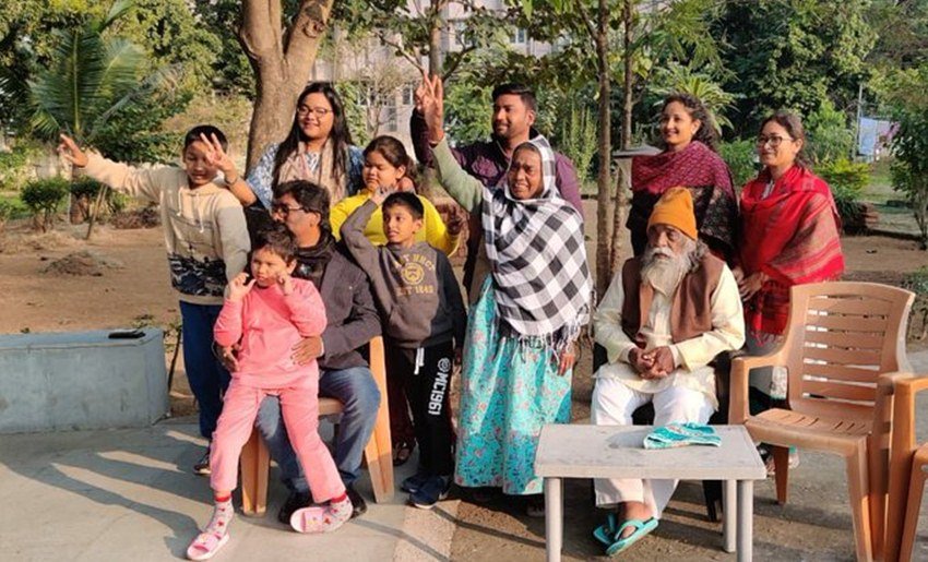 चुनावों में मिली जीत से हेमंत सोरेन के पूरे परिवार के चेहरे पर खुशी साफ झलक रही है।