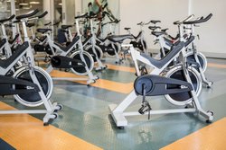 नाश्ते से पहले एक्सरसाइज करना अधिक कैलोरी करता है बर्न, रिसर्च से जानिए सही बातें