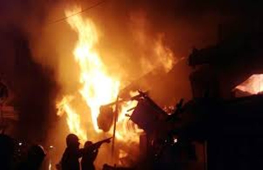 delhi fire