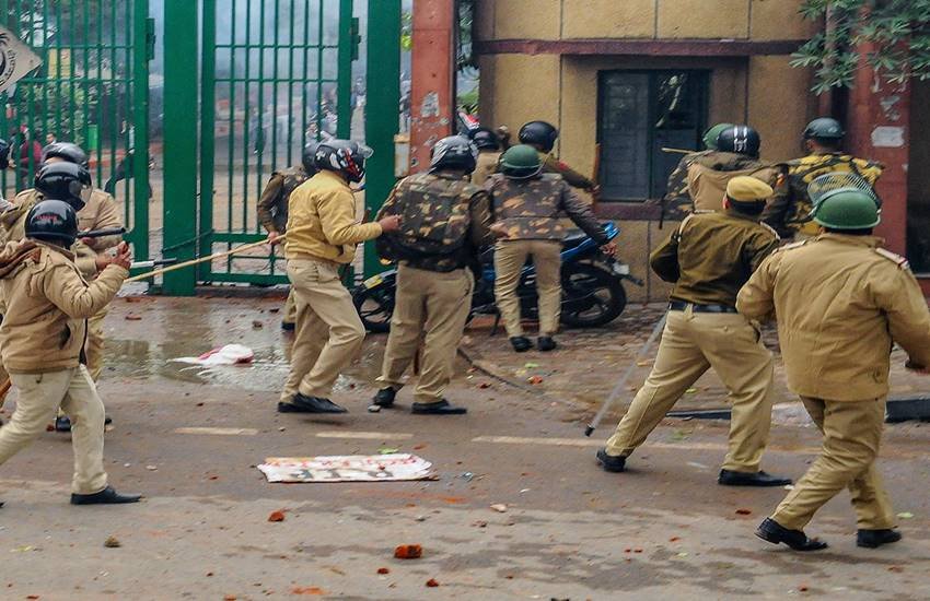 (प्रतीकात्मक तस्वीर) (Express photo)
