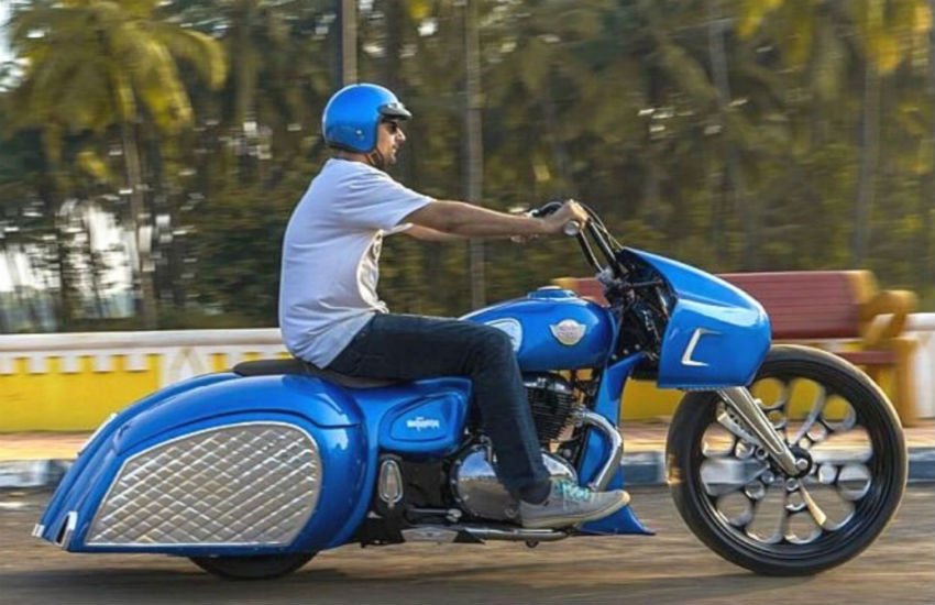 Royal Enfield Interceptor 650 Modified, Royal Enfield Neelkantha , TNT Motorcycle modification, best royal enfield modification, india bike week, rider mania goa, royal enfield modification