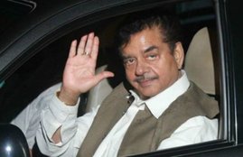 Shatrugan Sinha, yashwant sinha, GDP down, economic slowdown, Economic crisis, congress Shatrugan Sinha, Prime Minister narendra modi, Prime Minister, narendra modi